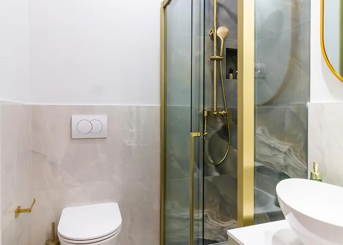Luxury 2 Bedroom-2 Bathroom With Rooftop Terrace & Luxury App Lägenhet *