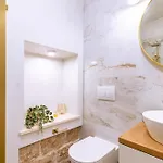 Luxury 2 Bedroom-2 Bathroom With Rooftop Terrace & Luxury App Apartment *