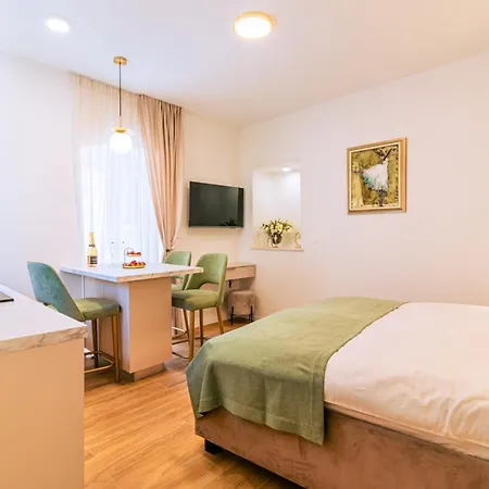 Lägenhet Luxury 2 Bedroom-2 Bathroom With Rooftop Terrace & Luxury App