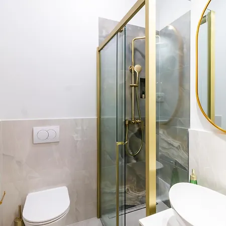Luxury 2 Bedroom-2 Bathroom With Rooftop Terrace & Luxury App Split