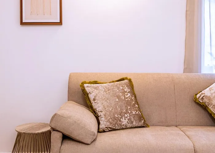 Apartment Luxury 2 Bedroom-2 Bathroom With Rooftop Terrace & Luxury App *