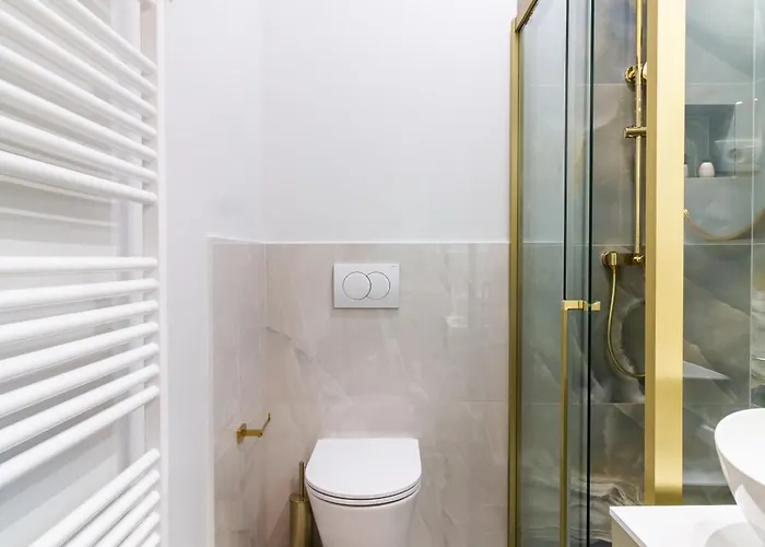 Apartment Luxury 2 Bedroom-2 Bathroom With Rooftop Terrace & Luxury App *