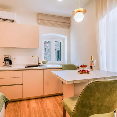 Luxury 2 Bedroom-2 Bathroom With Rooftop Terrace & Luxury App * Split