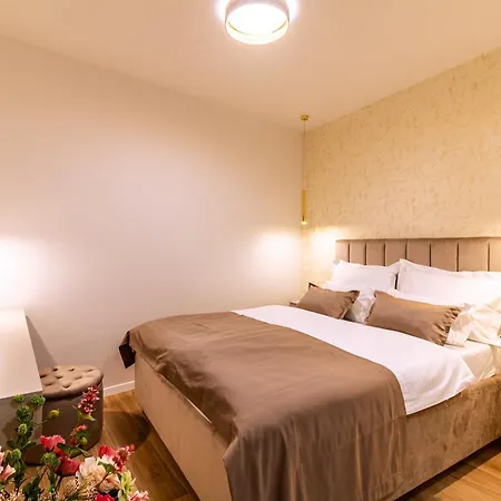 Appartement Luxury 2 Bedroom-2 Bathroom With Rooftop Terrace & Luxury App *