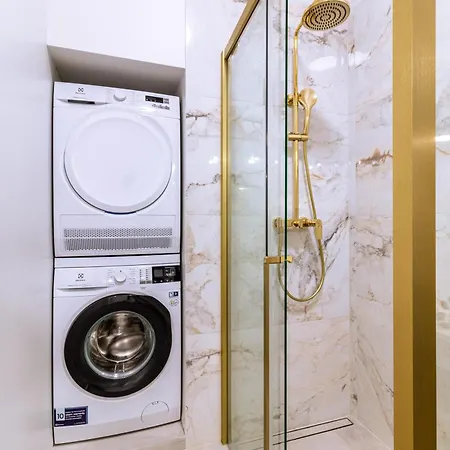 Daire Luxury 2 Bedroom-2 Bathroom With Rooftop Terrace & Luxury App