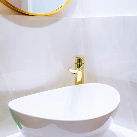 Luxury 2 Bedroom-2 Bathroom With Rooftop Terrace & Luxury App Appartement