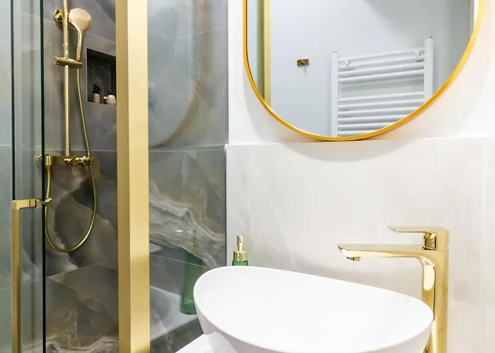 Luxury 2 Bedroom-2 Bathroom With Rooftop Terrace & Luxury App דירה ספליט