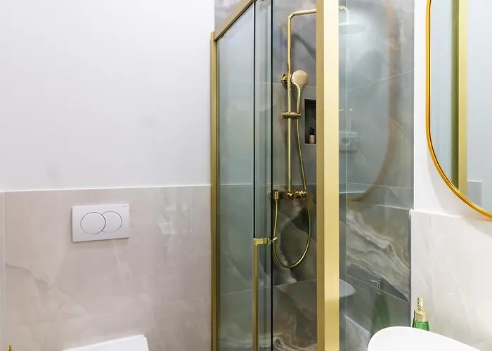 Luxury 2 Bedroom-2 Bathroom With Rooftop Terrace & Luxury App ספליט